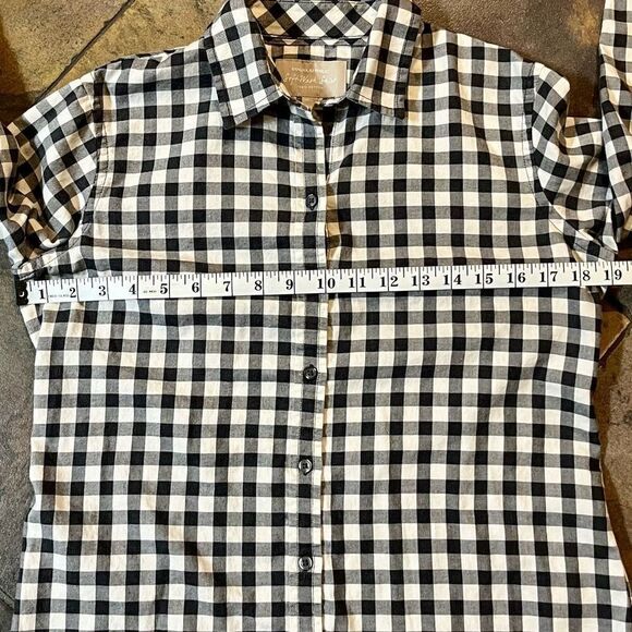 Banana Republic Soft Wash Shirt 100% Cotton Gray White Plaid Button Up Petite M - Picture 4 of 10